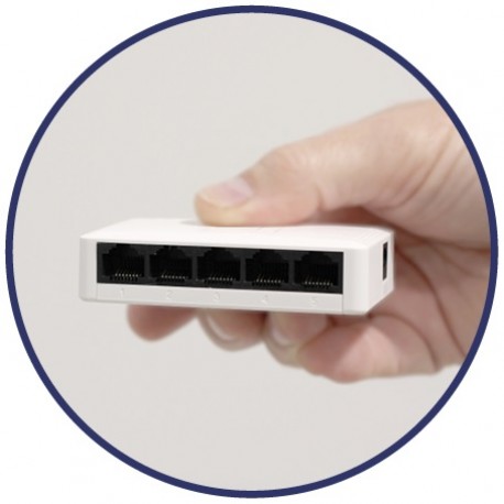 SW5 BP -  Switch gigabit Ethernet 5 portos. 10 /100/1000